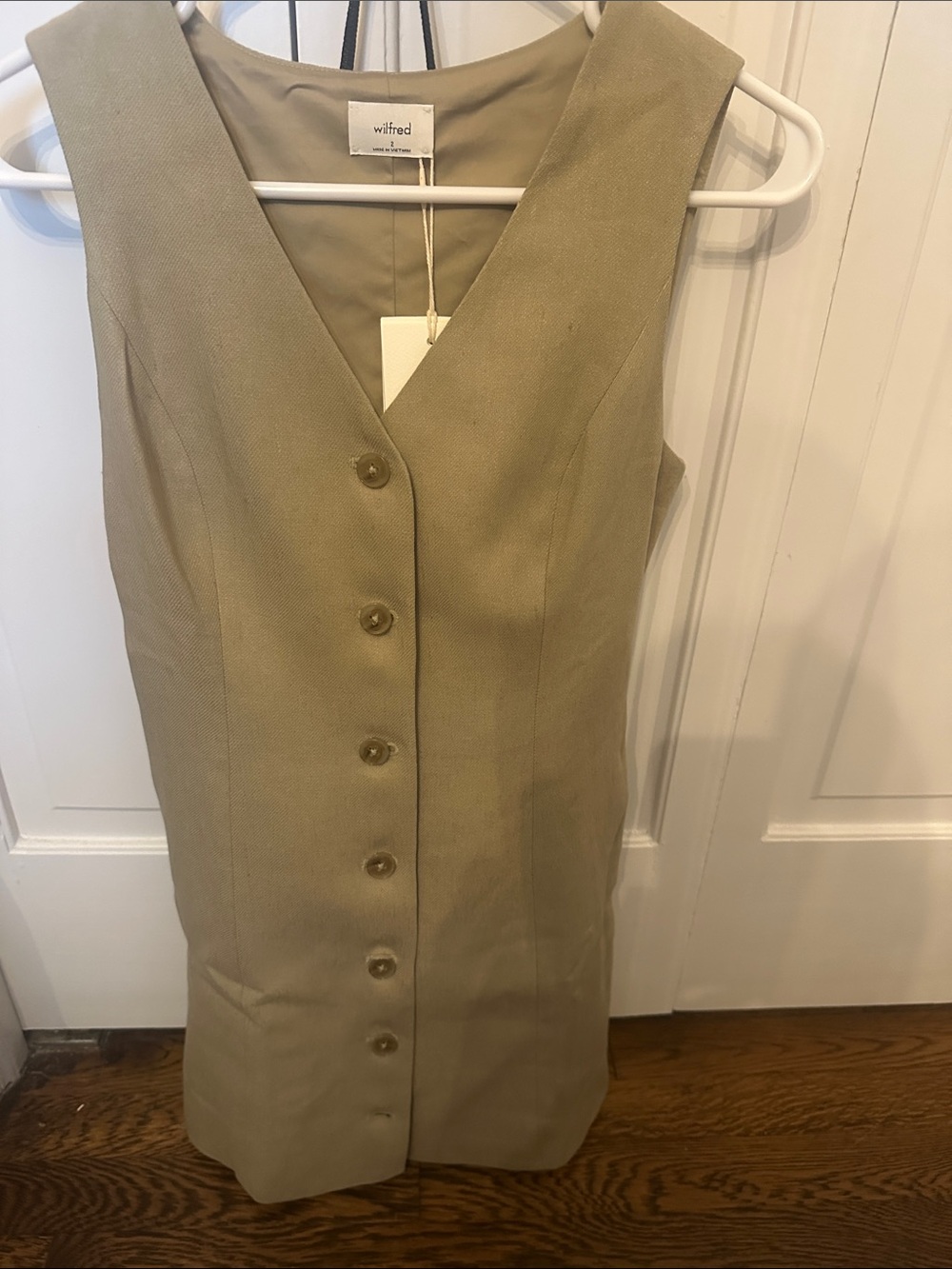 Women’s - NEW! Wilfred Beige Sleeveless Button-Front V-Neck Mini Dress